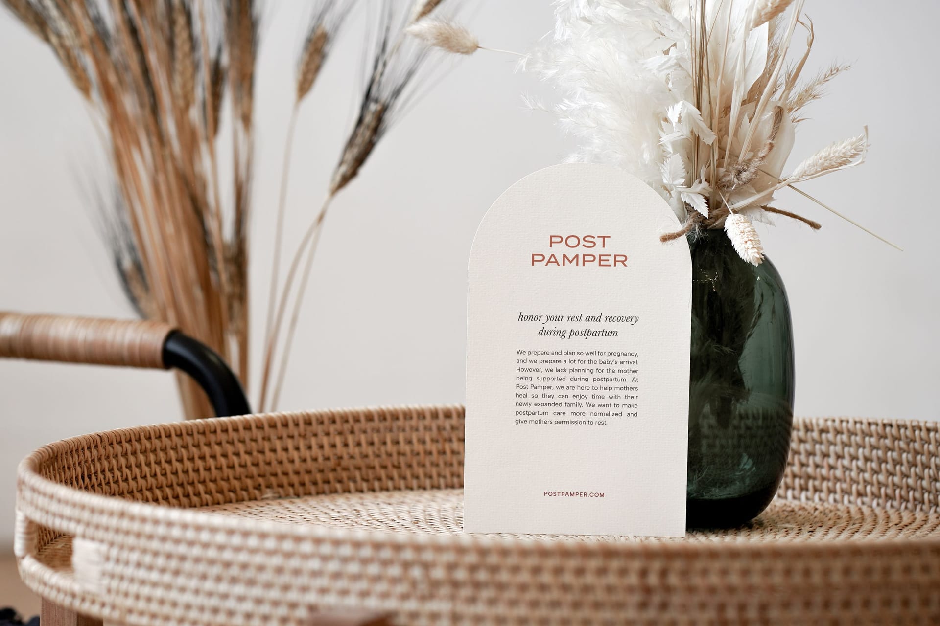 Post Pamper Graphic Design